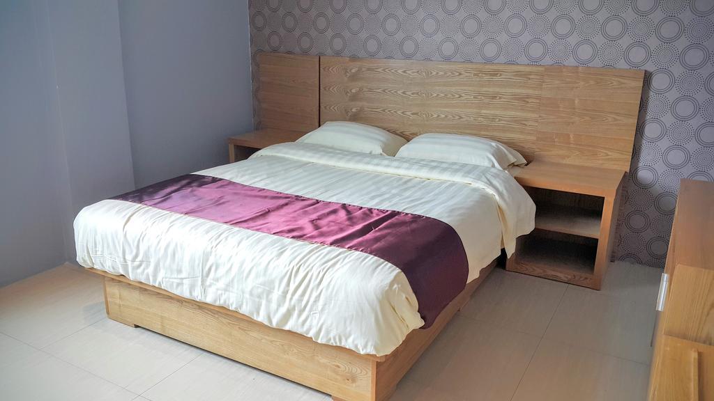 Residence 21 Boutique Inn Miri Esterno foto